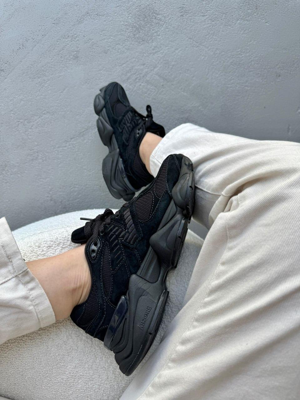 New Balance 9060 Triple Black