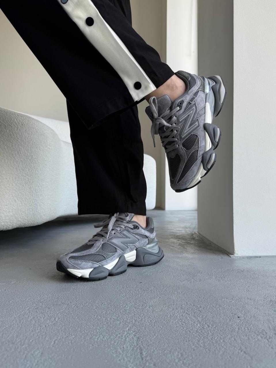New Balance 9060 Grey v4