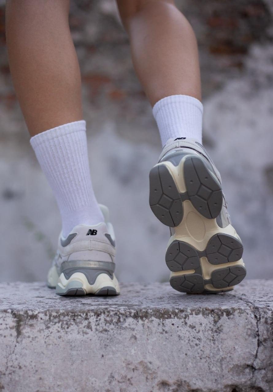 New Balance 9060 Grey V5