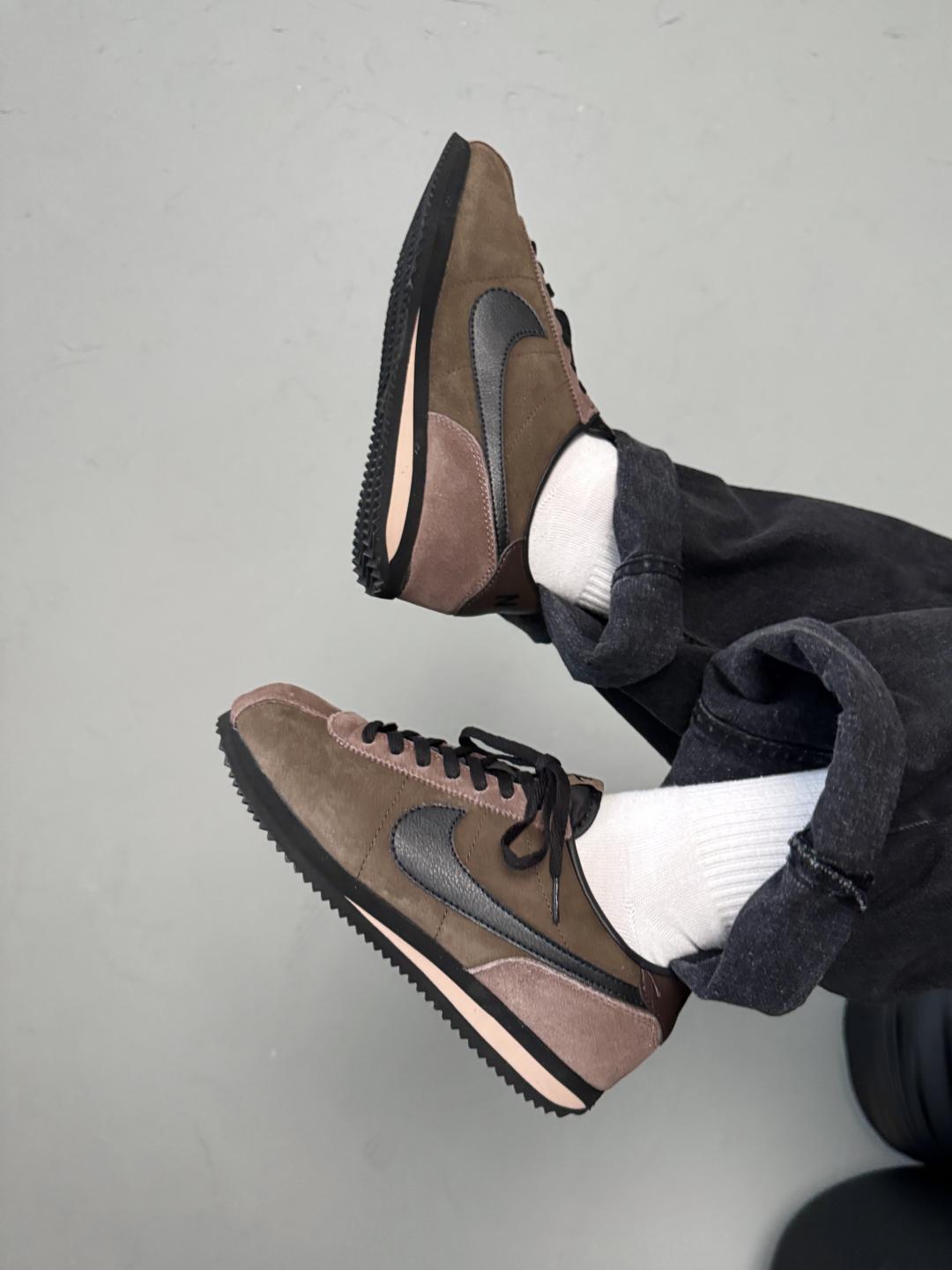 Nike Cortez Brown Black