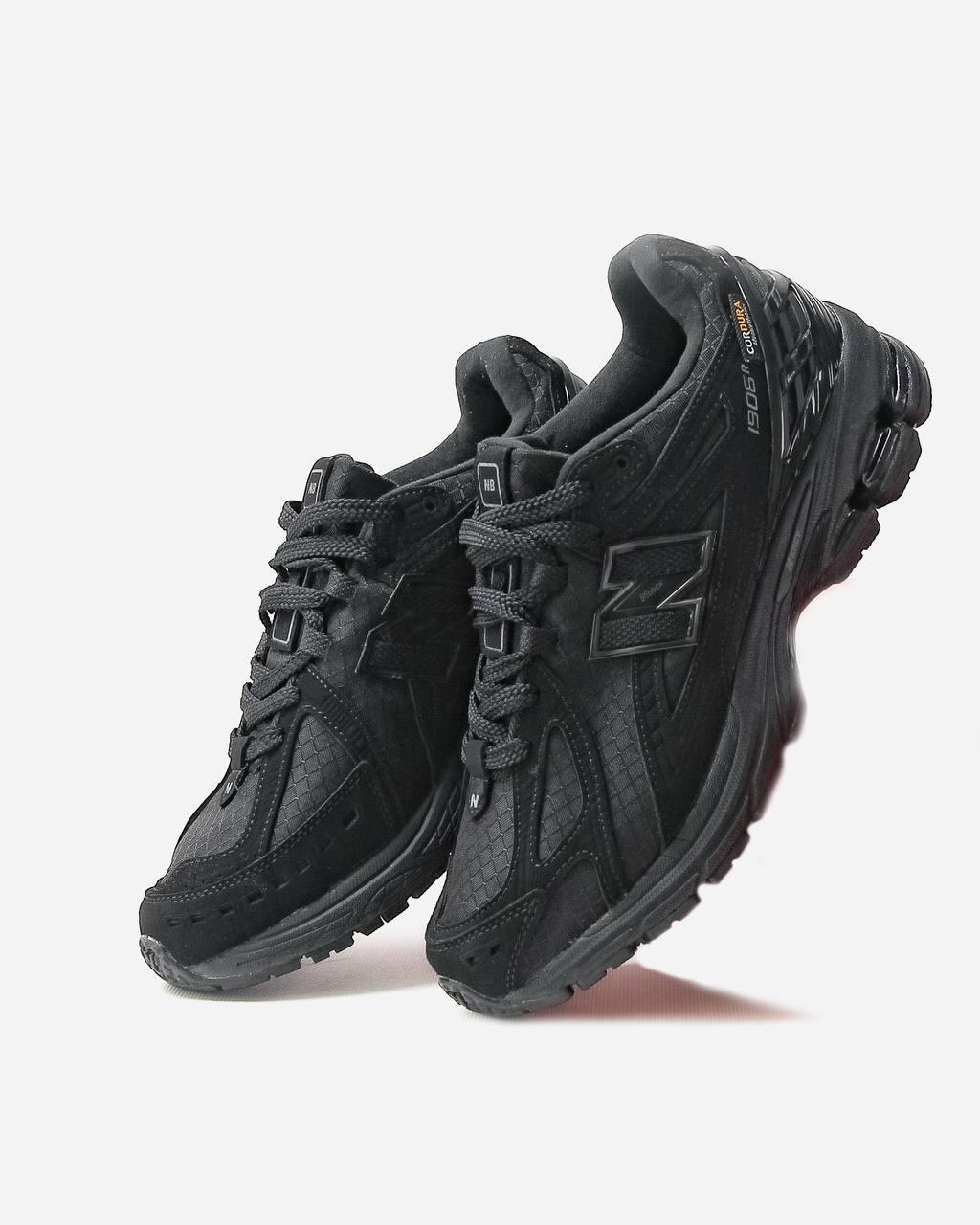 New Balance 1906R Castlerock Triple Black