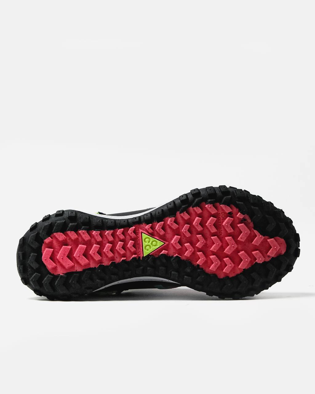 Nike ACG Mountain Fly Gore-Tex Black