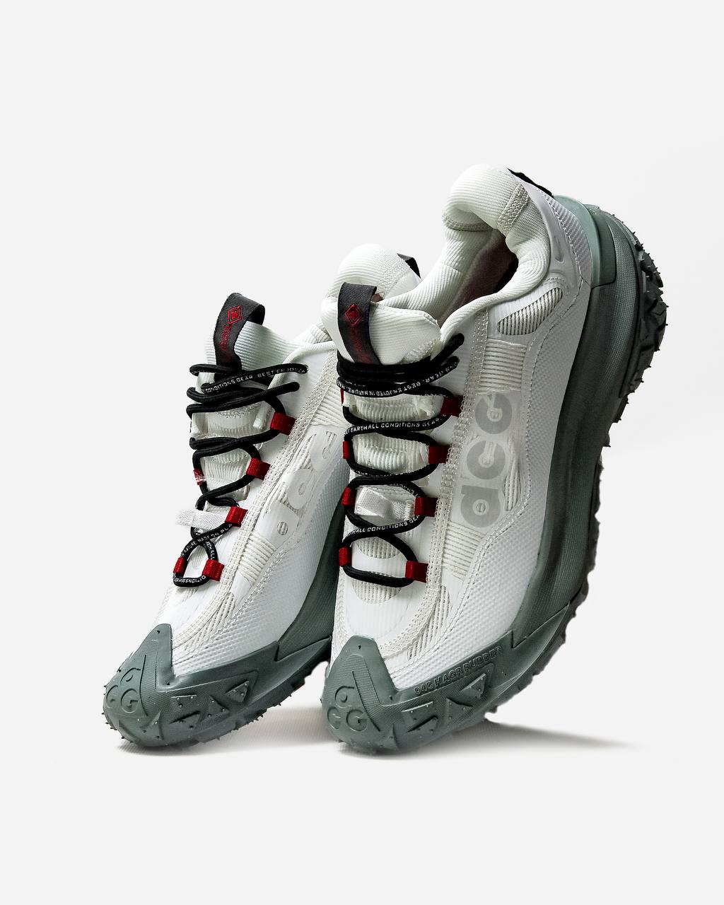 Nike ACG Mountain Fly 2 Low GTX Beige Dark Smoke Grey