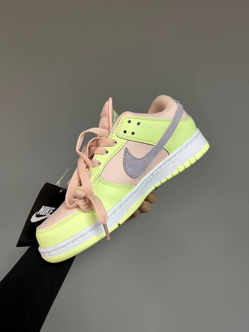 Nike SB Dunk Low Lime Peach