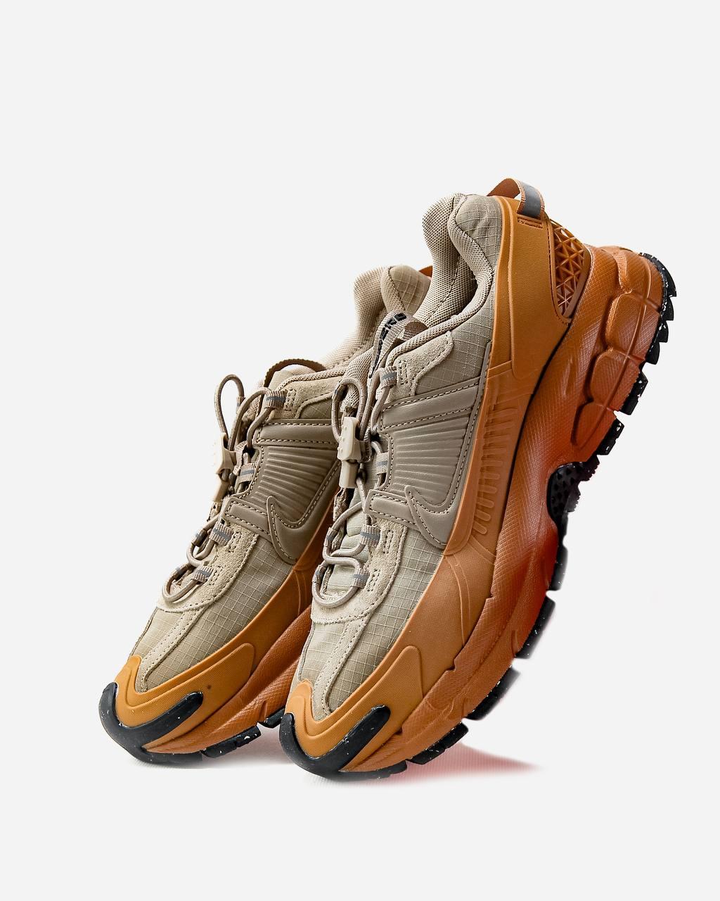 Nike Air Zoom Vomero Roam Flax
