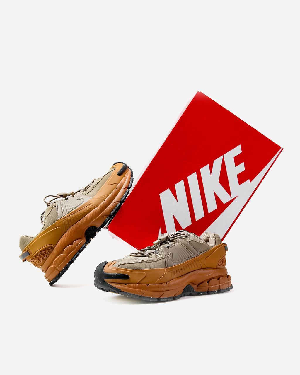 Nike Air Zoom Vomero Roam Flax