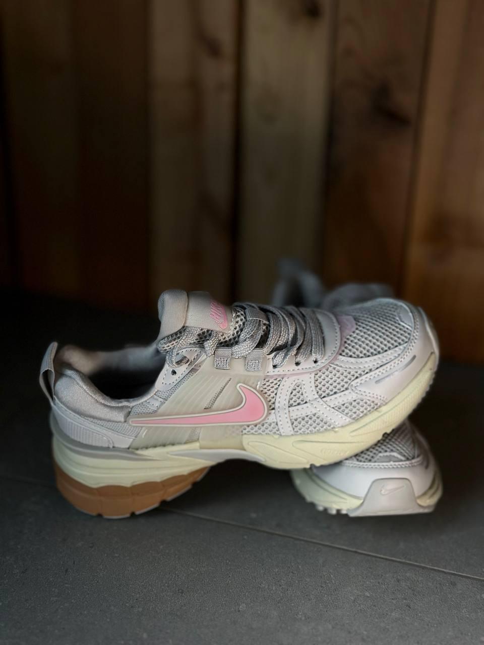 Nike Runtekk Beige Pink v2