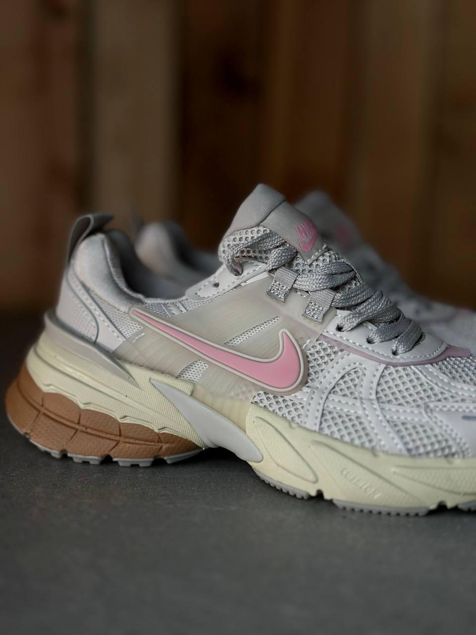 Nike Runtekk Beige Pink v2