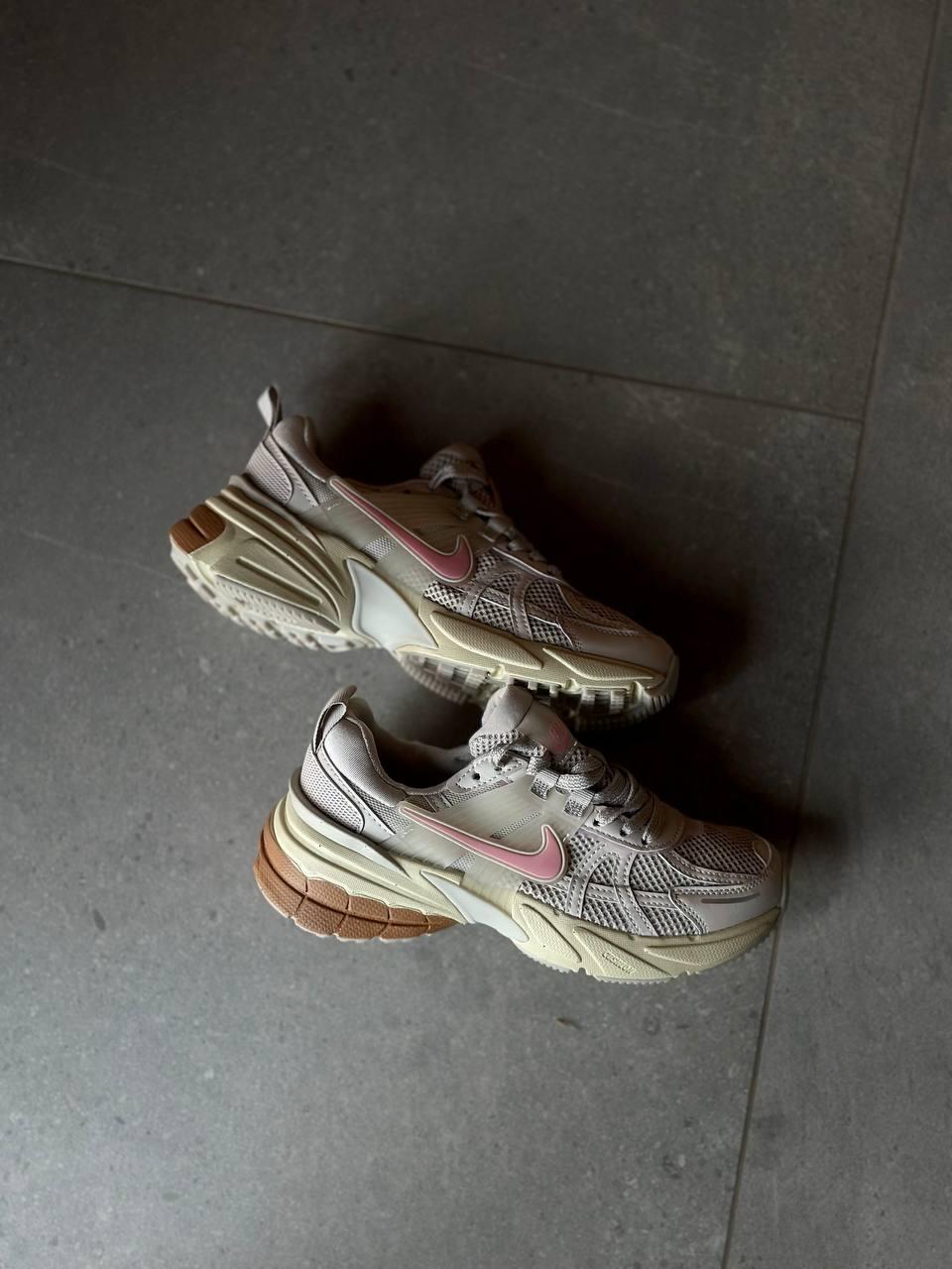Nike Runtekk Beige Pink v2