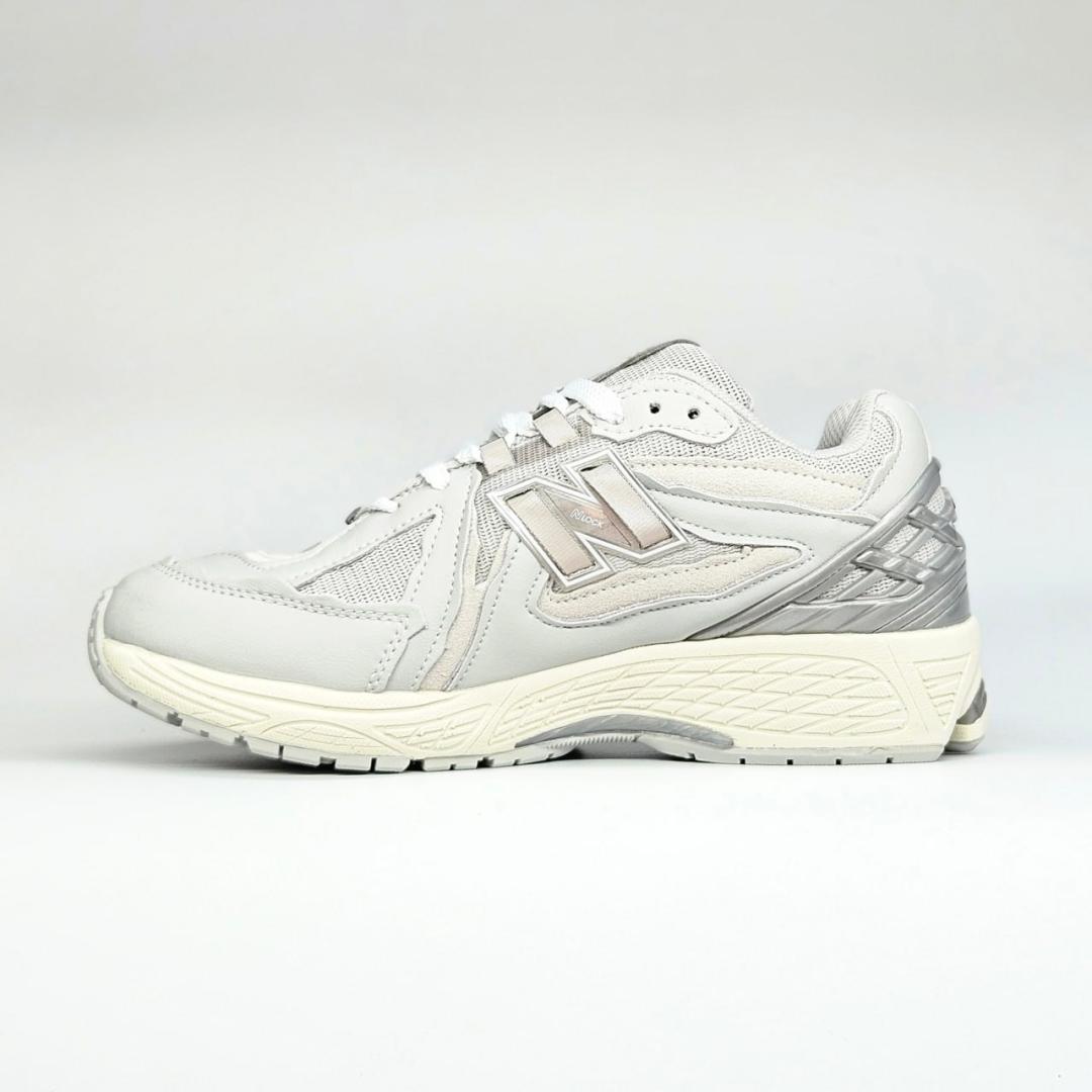 New Balance 1906R Light Grey