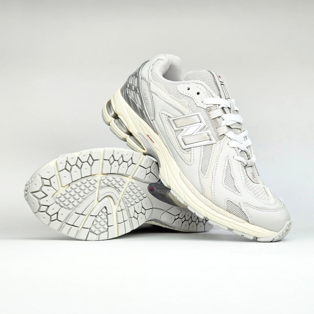 New Balance 1906R Light Grey