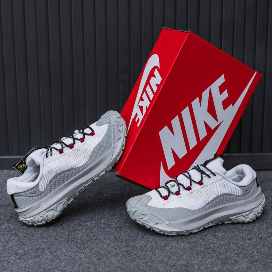 Nike ACG Mounth Fly Gore-Tex White Grey