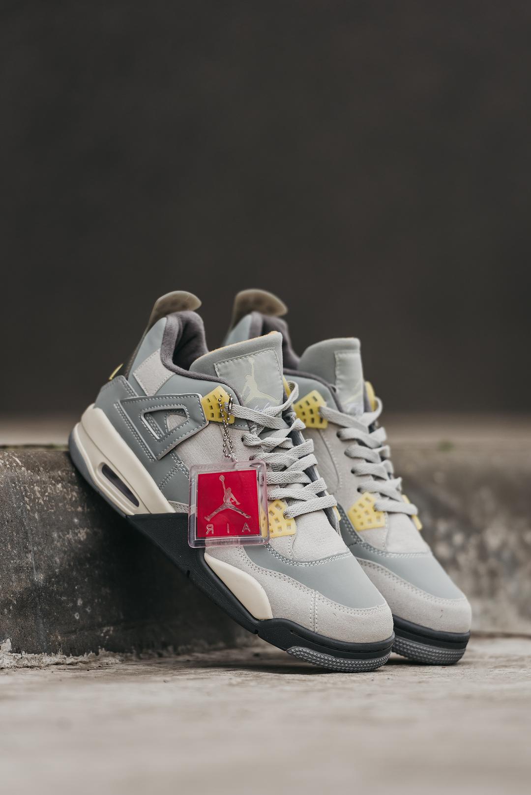 Nike Air Jordan 4 Craft Photon