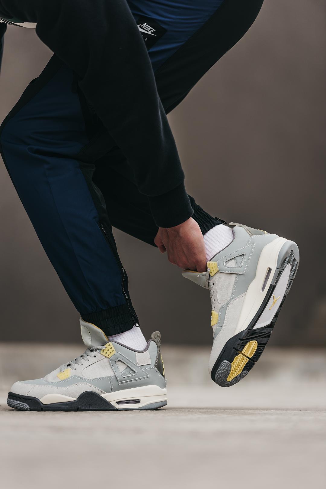 Nike Air Jordan 4 Craft Photon