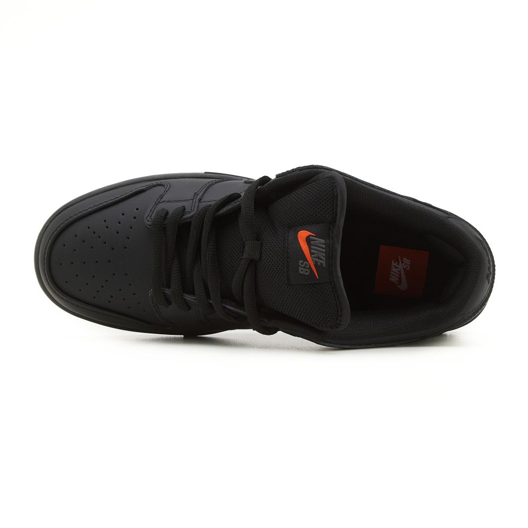 NIke SB Dunk Low Total Black Leather