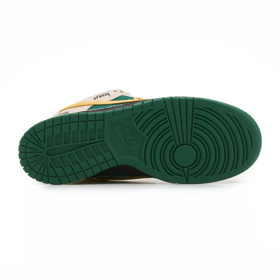 Nike SB Dunk Low x Stussy Racer Custom