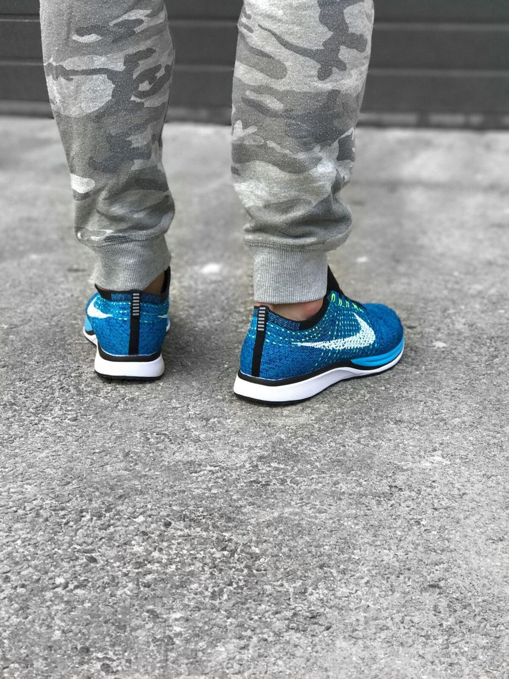 Nike Flyknit Racer Chlorine Blue