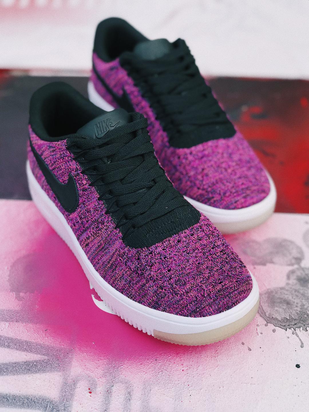 Nike Flyknit Violet