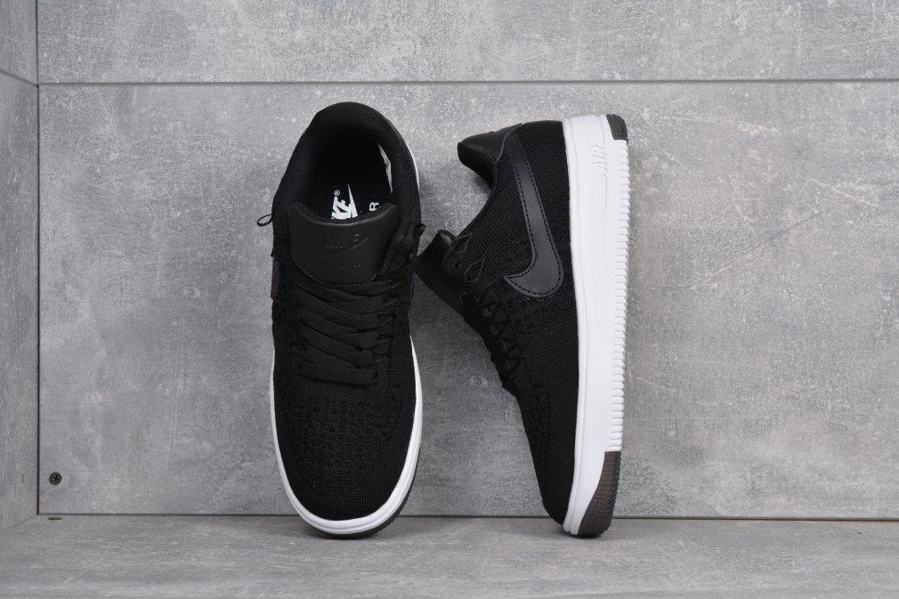 Nike Flyknit Black White