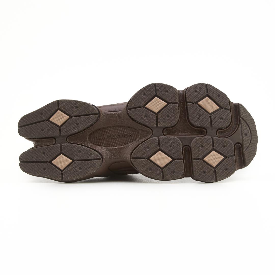 New Balance 9060 Full Brown
