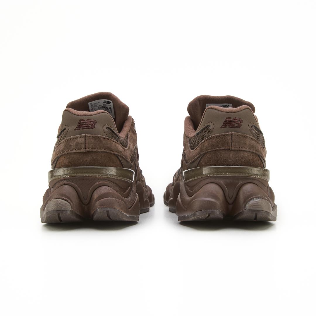 New Balance 9060 Full Brown