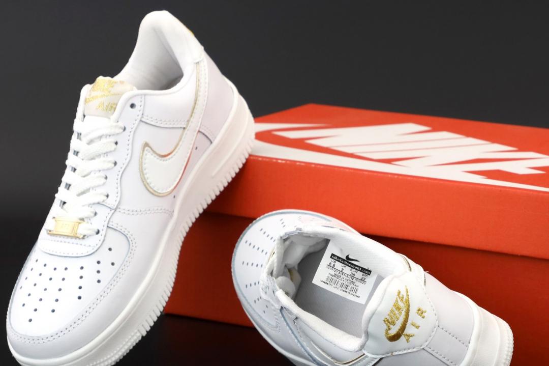 Nike Air Force 1 White 1