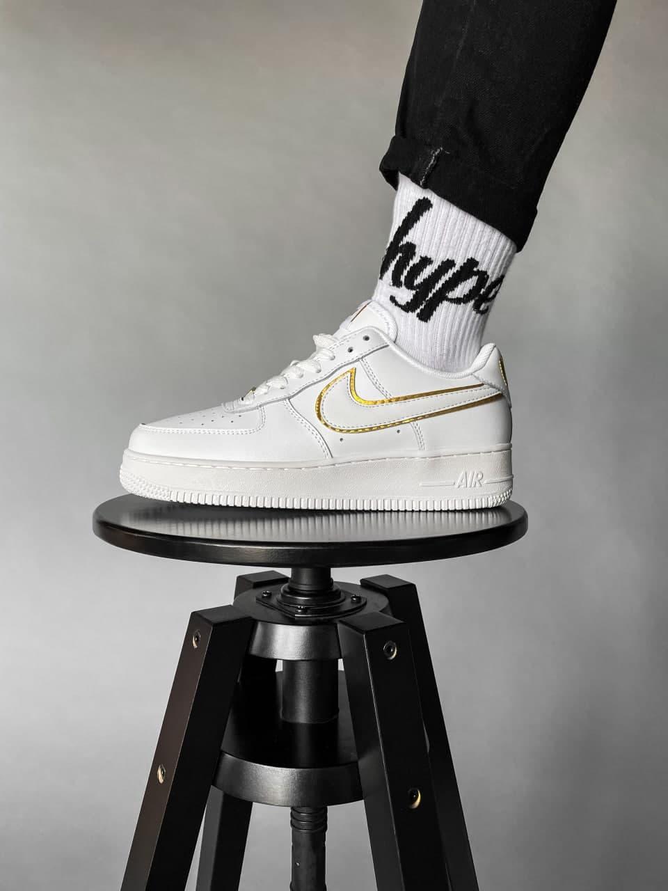 Nike Air Force 1 White 1