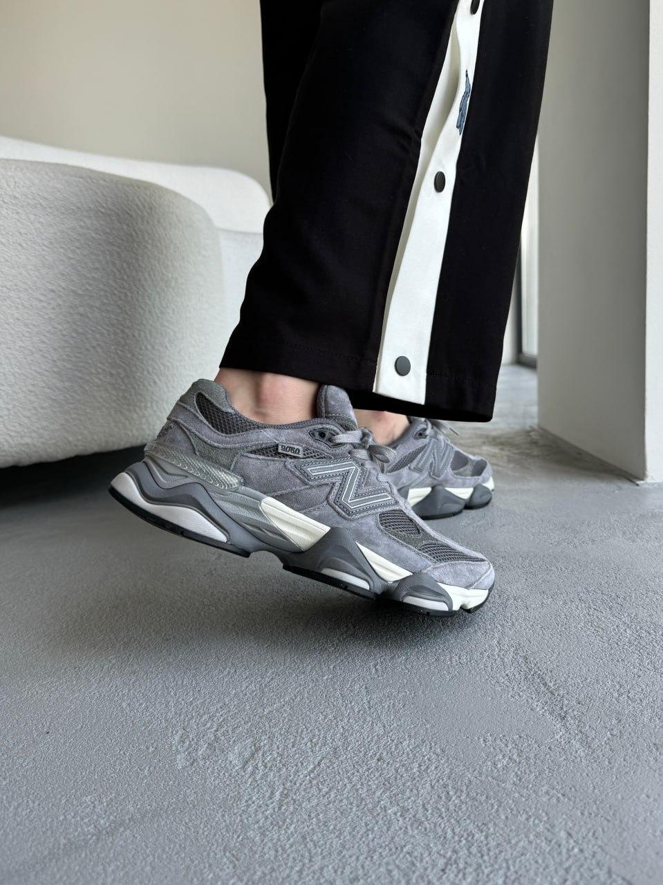 New Balance 9060 Dark Grey Beige