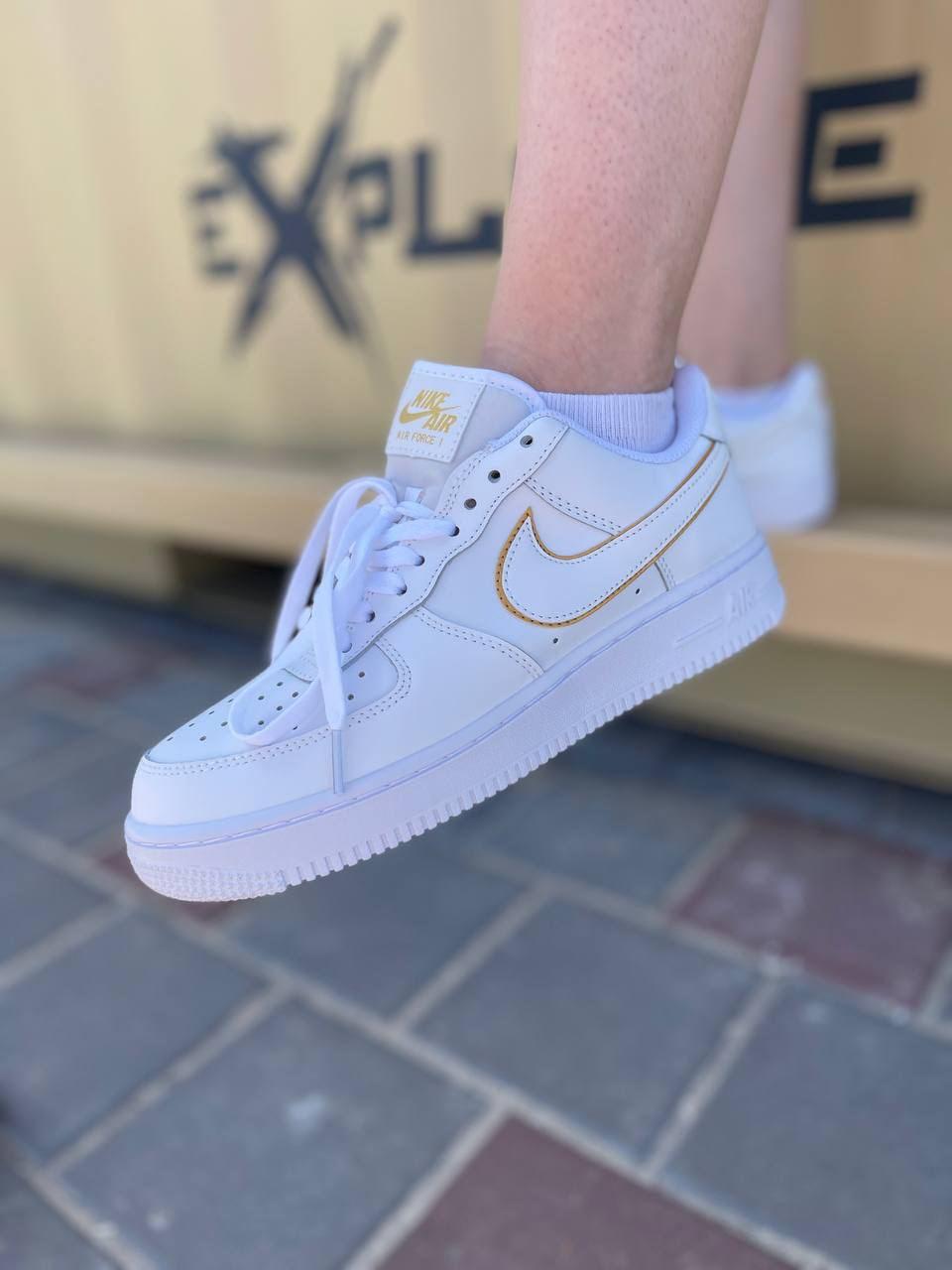 Nike Air Force 1 White 5