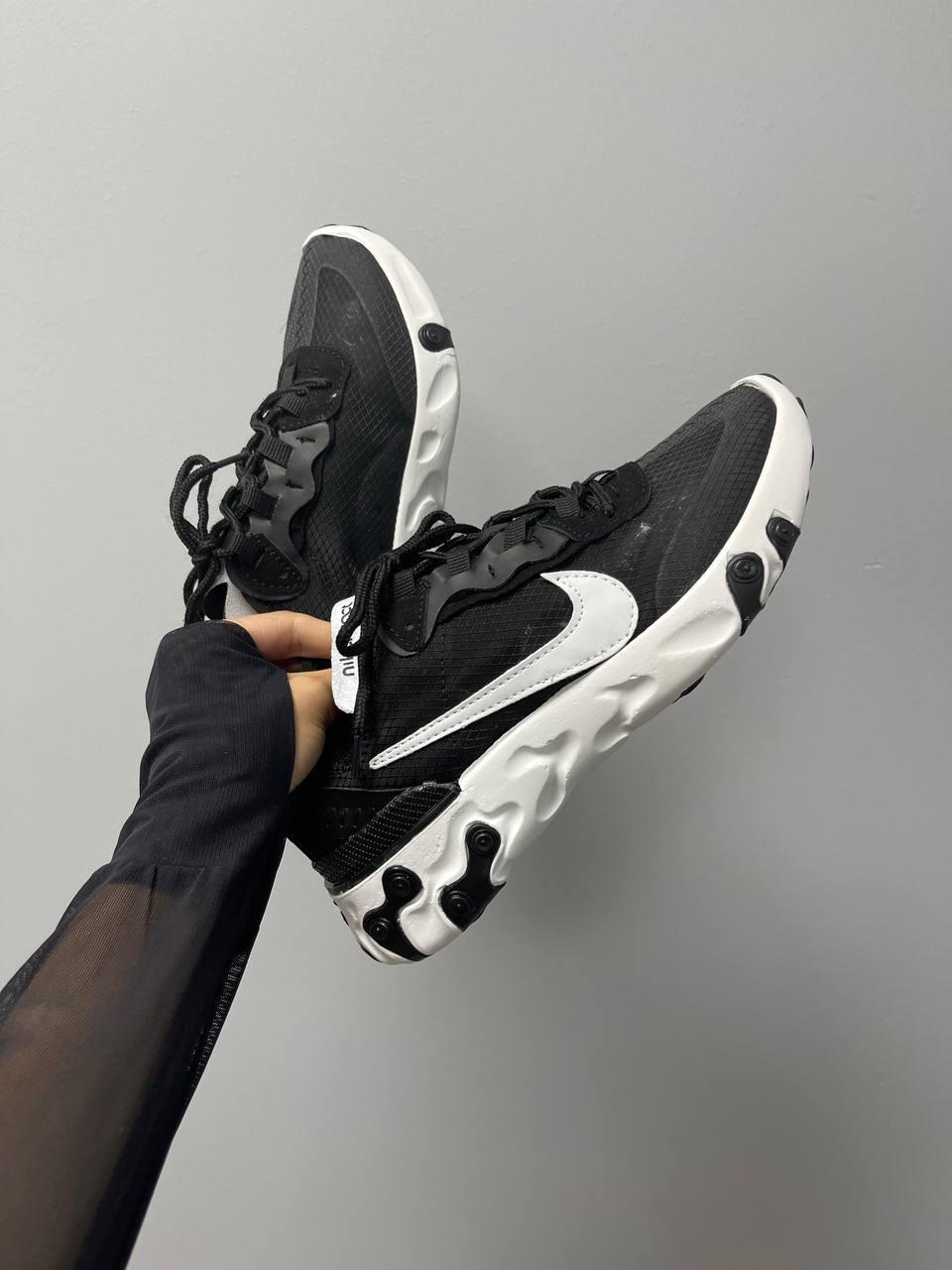 Nike React Element 87 Black White