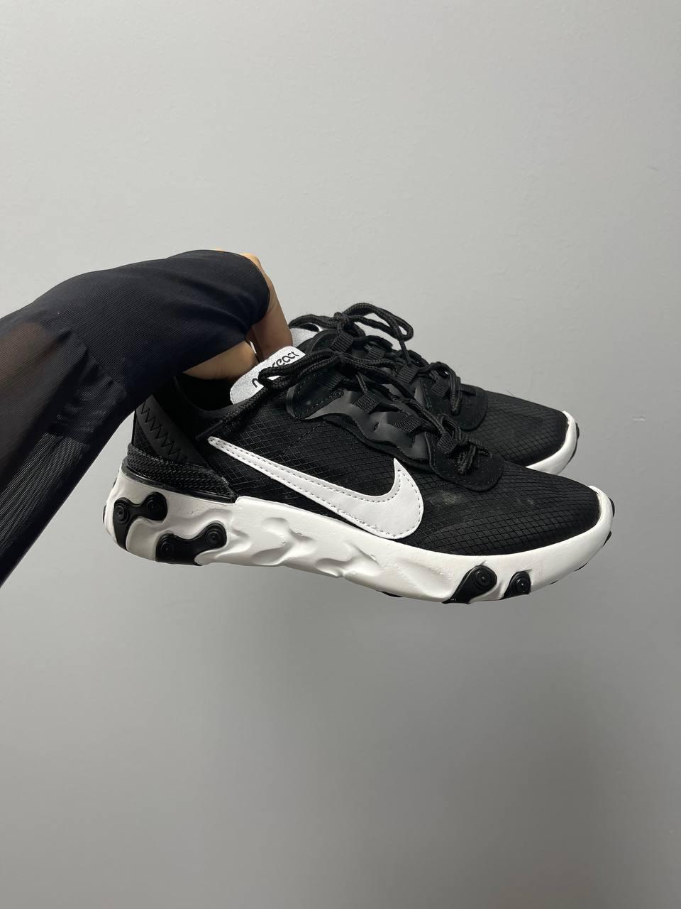 Nike React Element 87 Black White