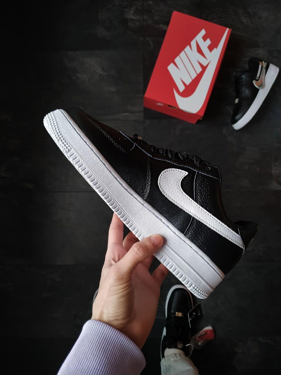 Nike Air Force 1 Black White 7