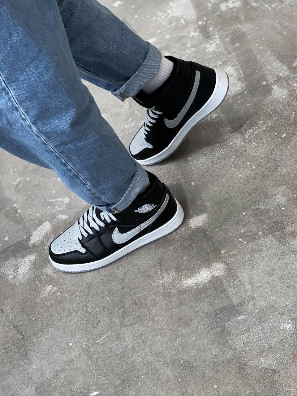 Nike Air Jordan Retro 1 High Black Grey Swoosh