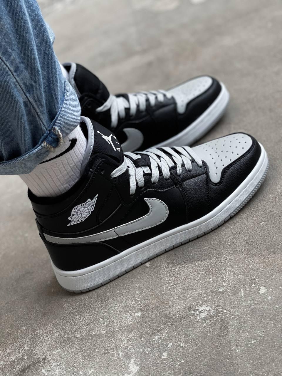 Nike Air Jordan Retro 1 High Black Grey Swoosh