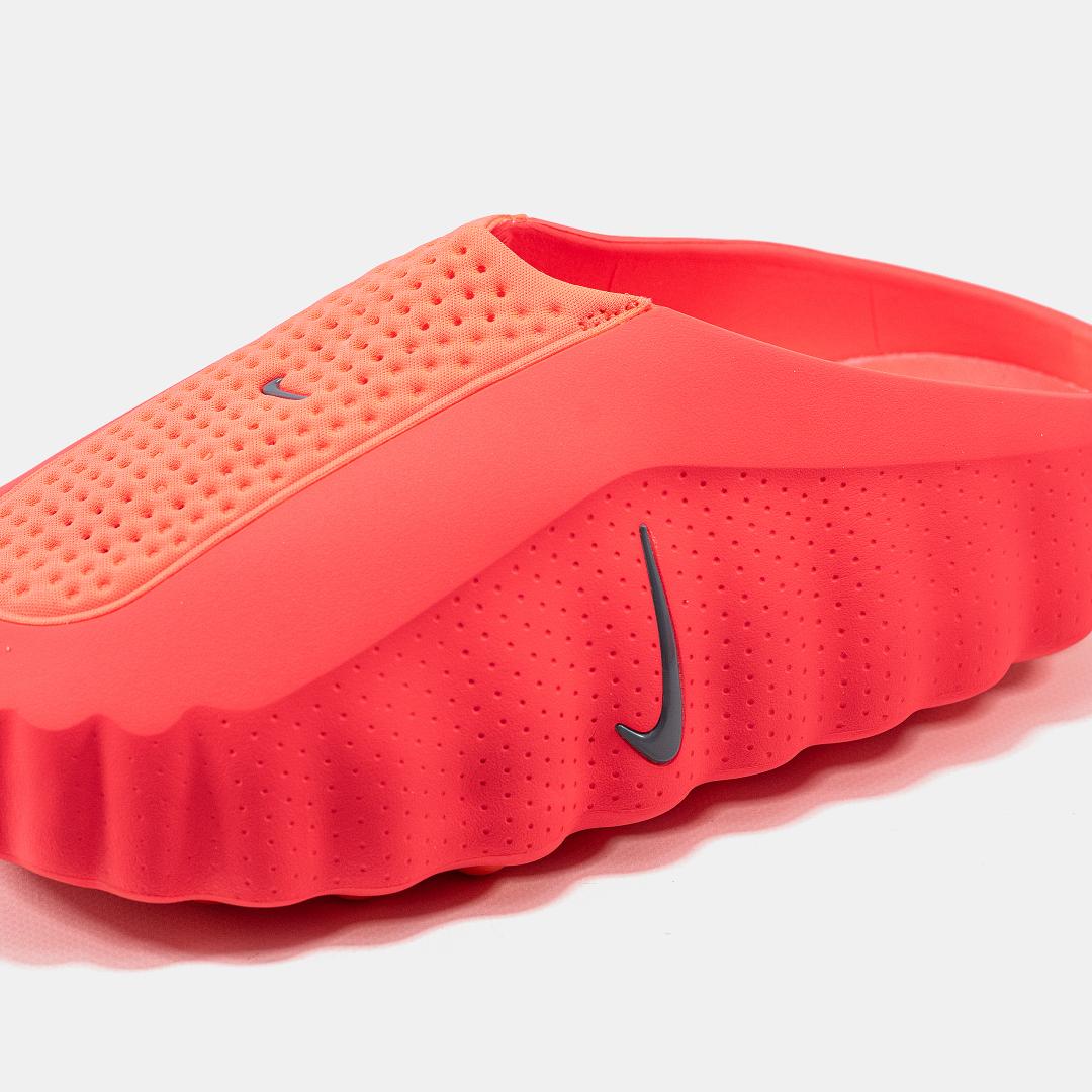 Nike Mind 001 Solar Red