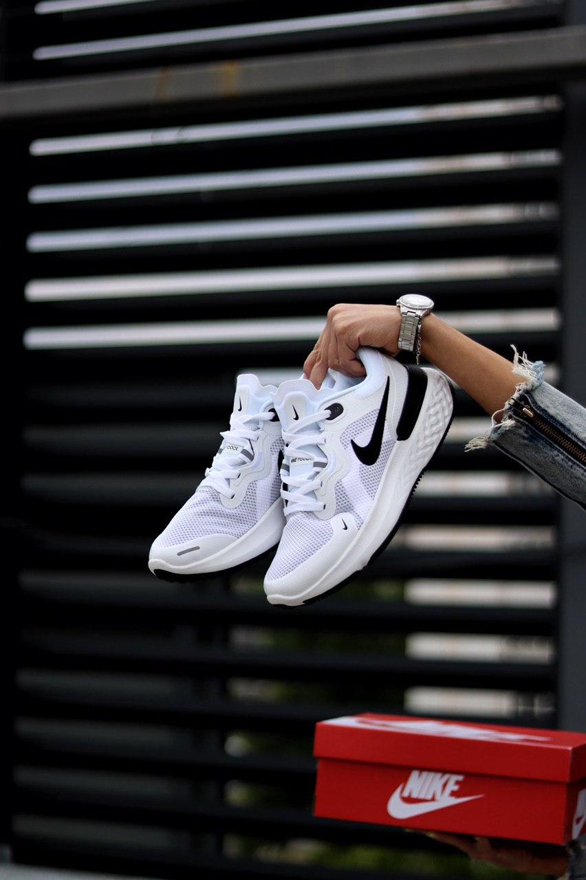 Nike React Infiniti Run Flyknit