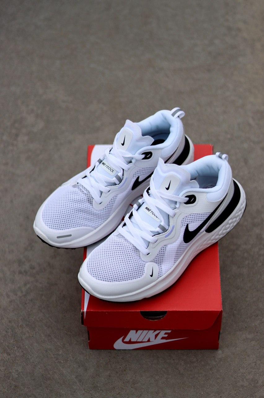 Nike React Infiniti Run Flyknit