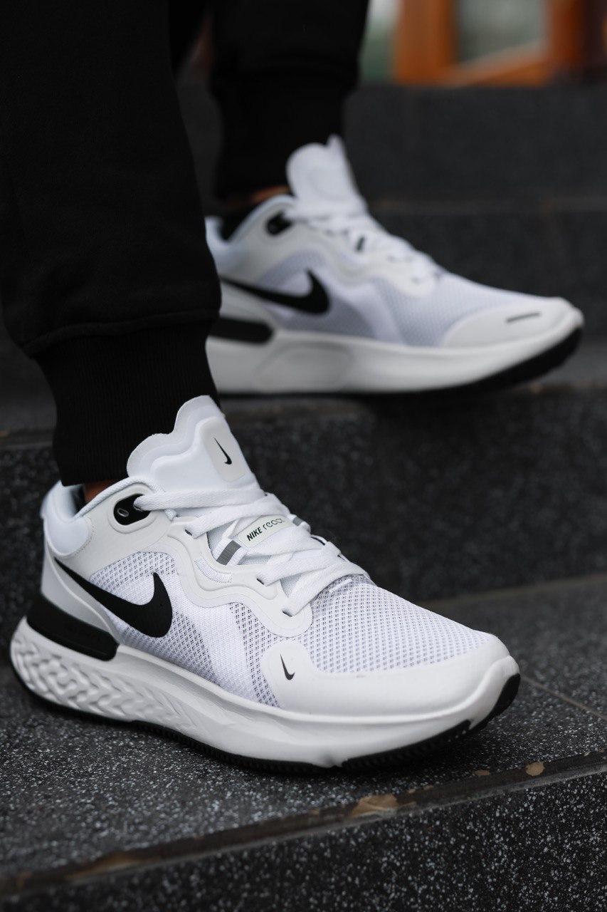 Nike React Infiniti Run Flyknit