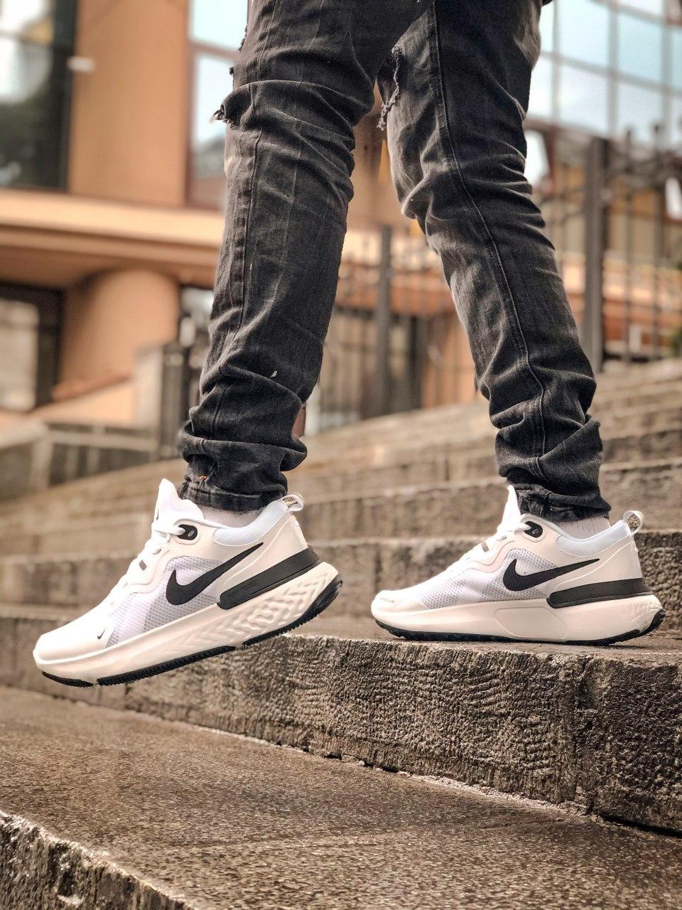Nike React Infiniti Run Flyknit