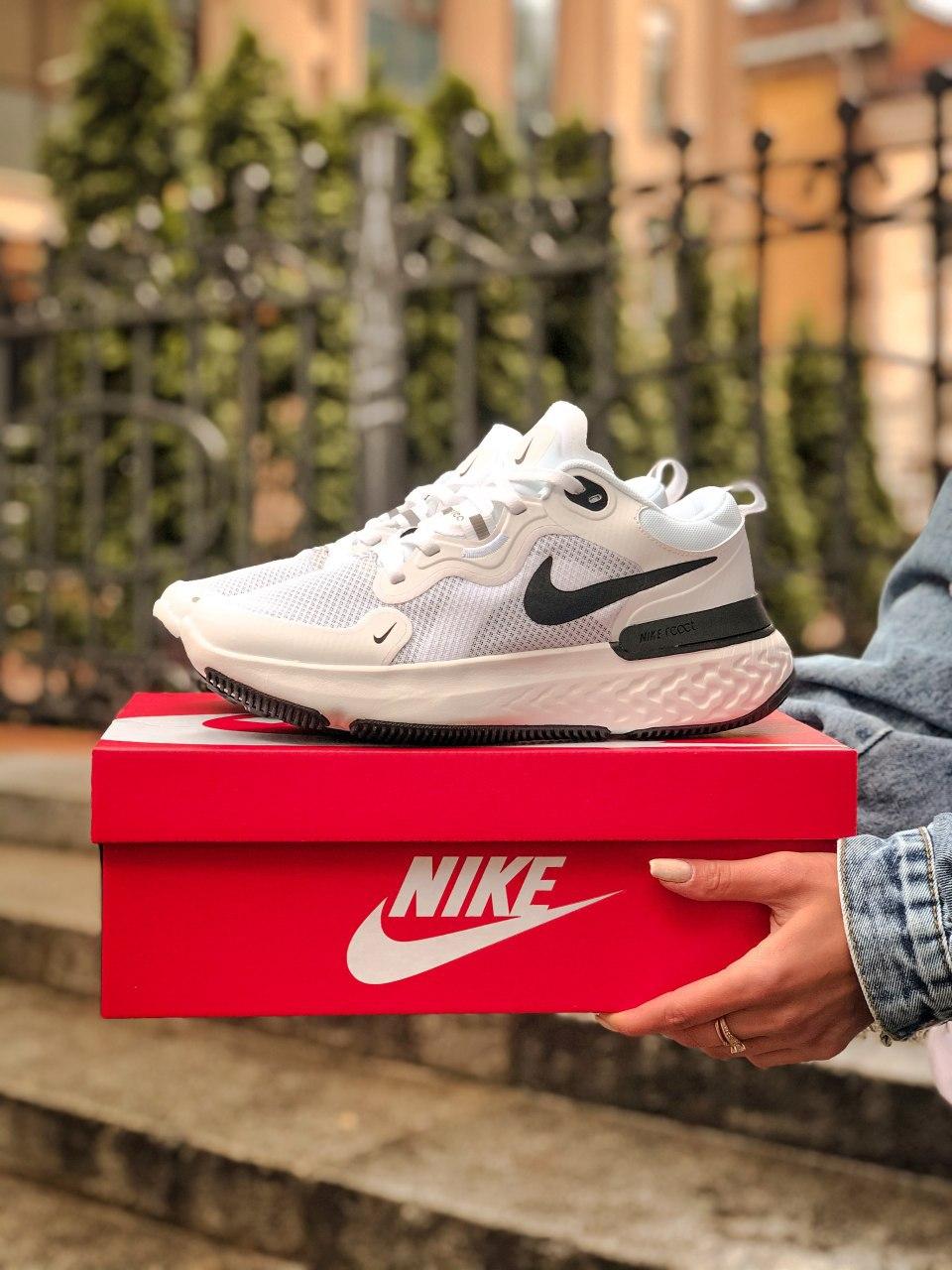 Nike React Infiniti Run Flyknit
