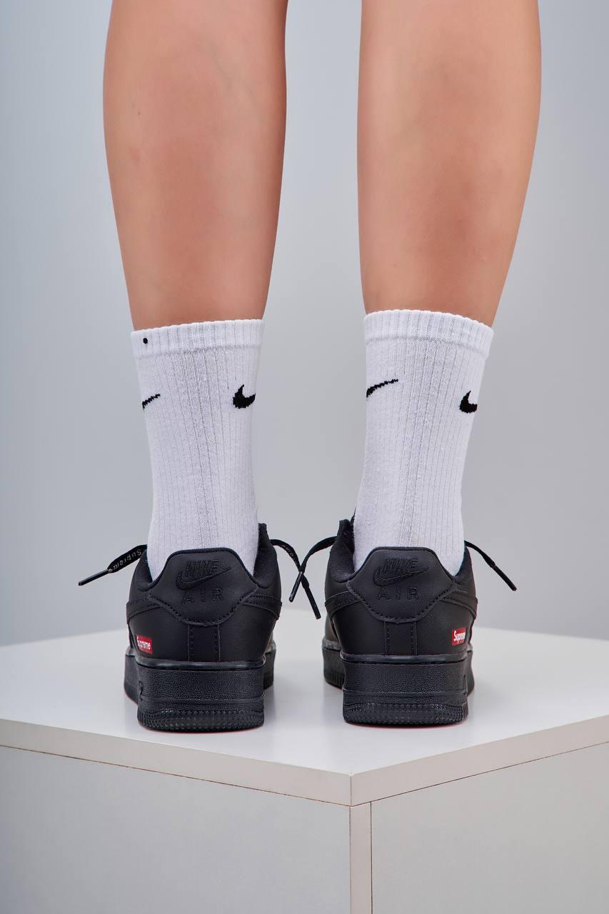 Nike Air Force 1 Supreme Black