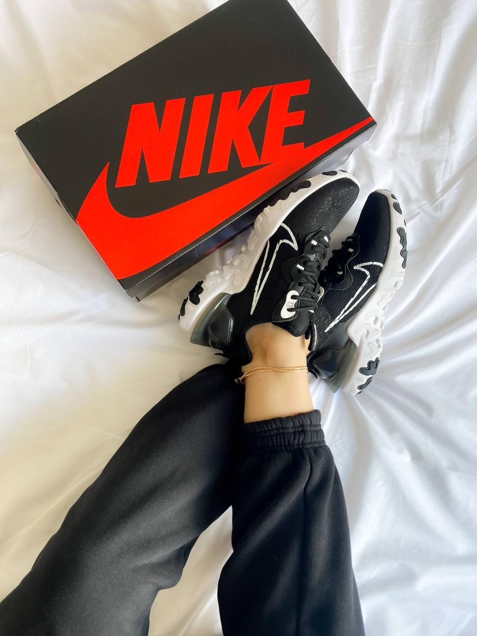 Nike React Vision Black White