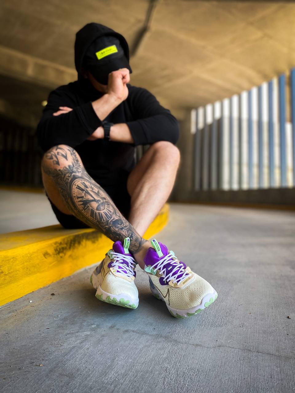 Nike React Vision Beige Blue