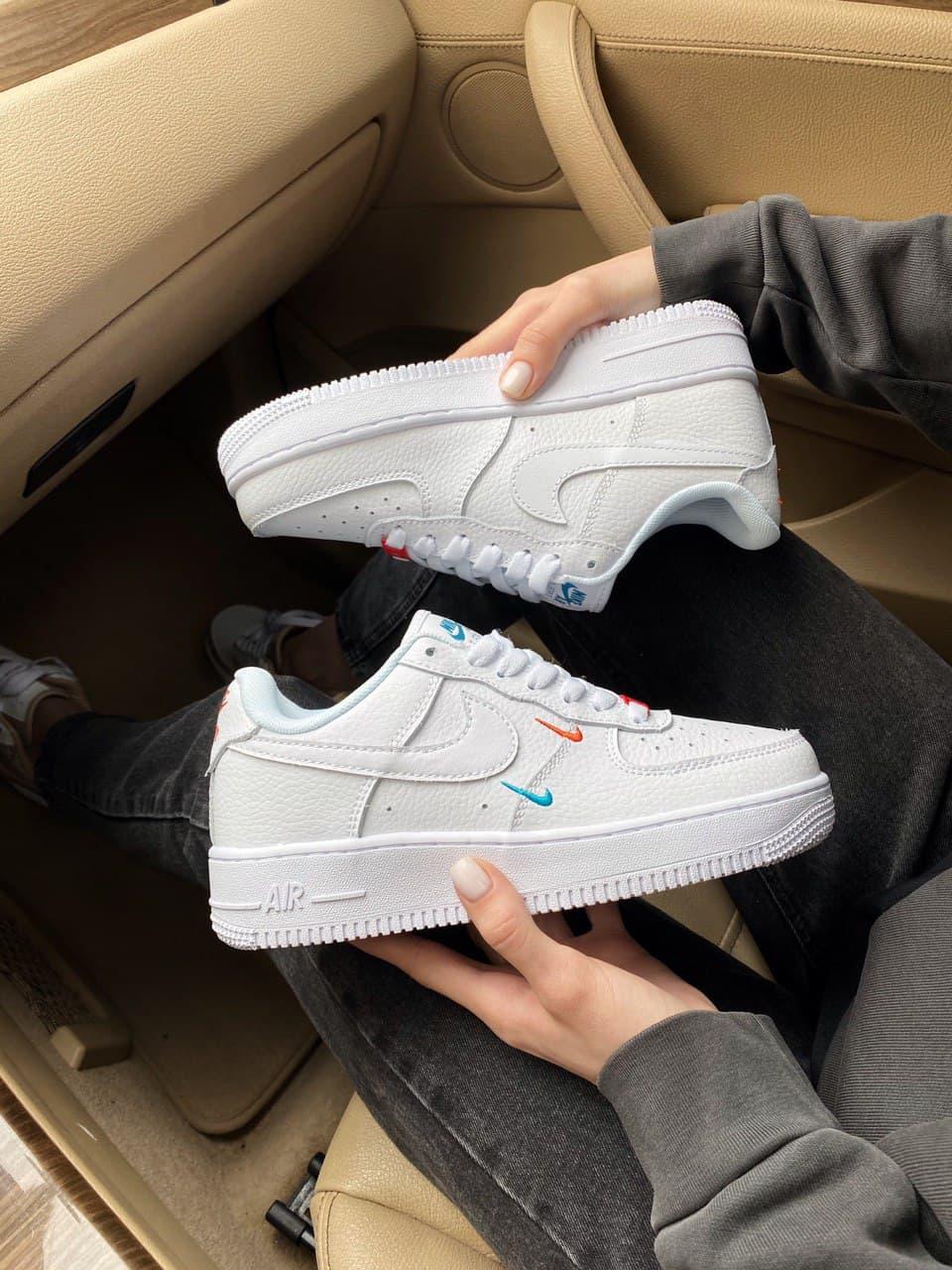 Nike Air Force 1 Swoosh White