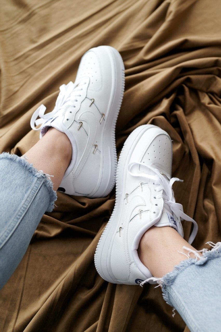 Nike Air Force 1 Metal Swoosh White