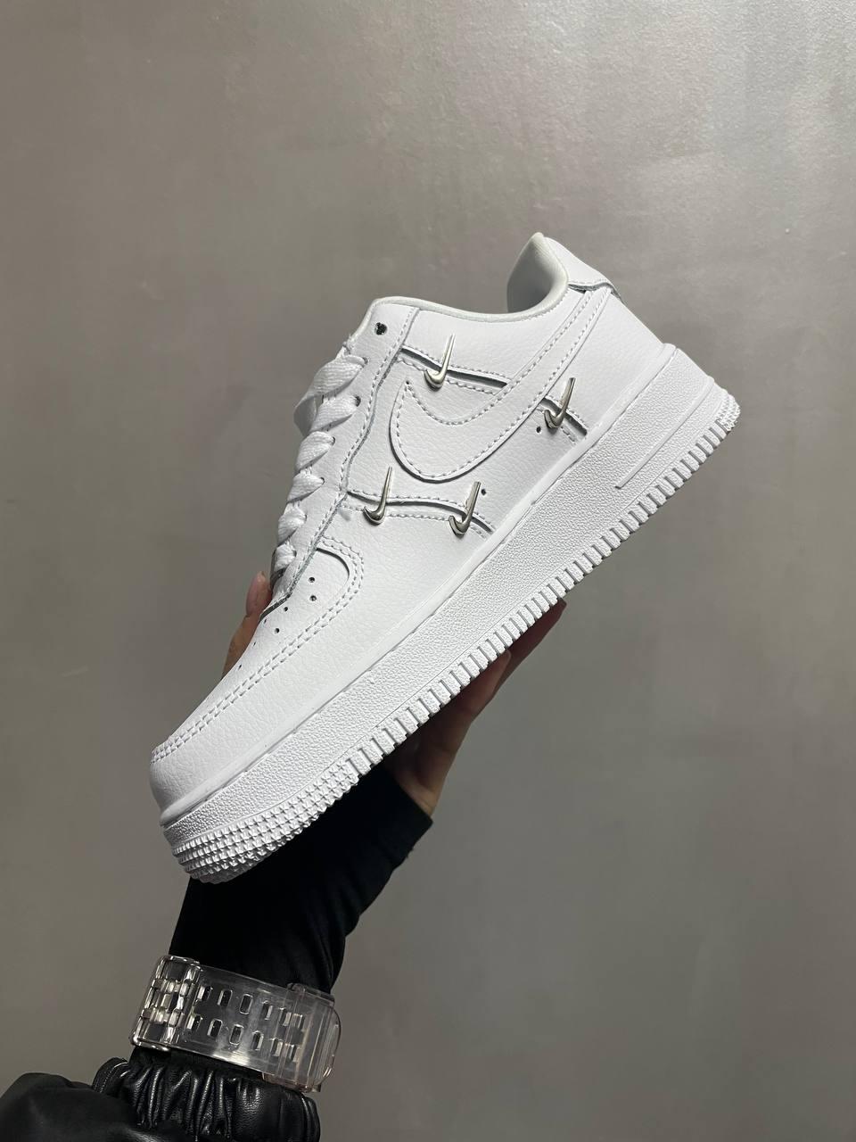 Nike Air Force 1 Metal Swoosh White