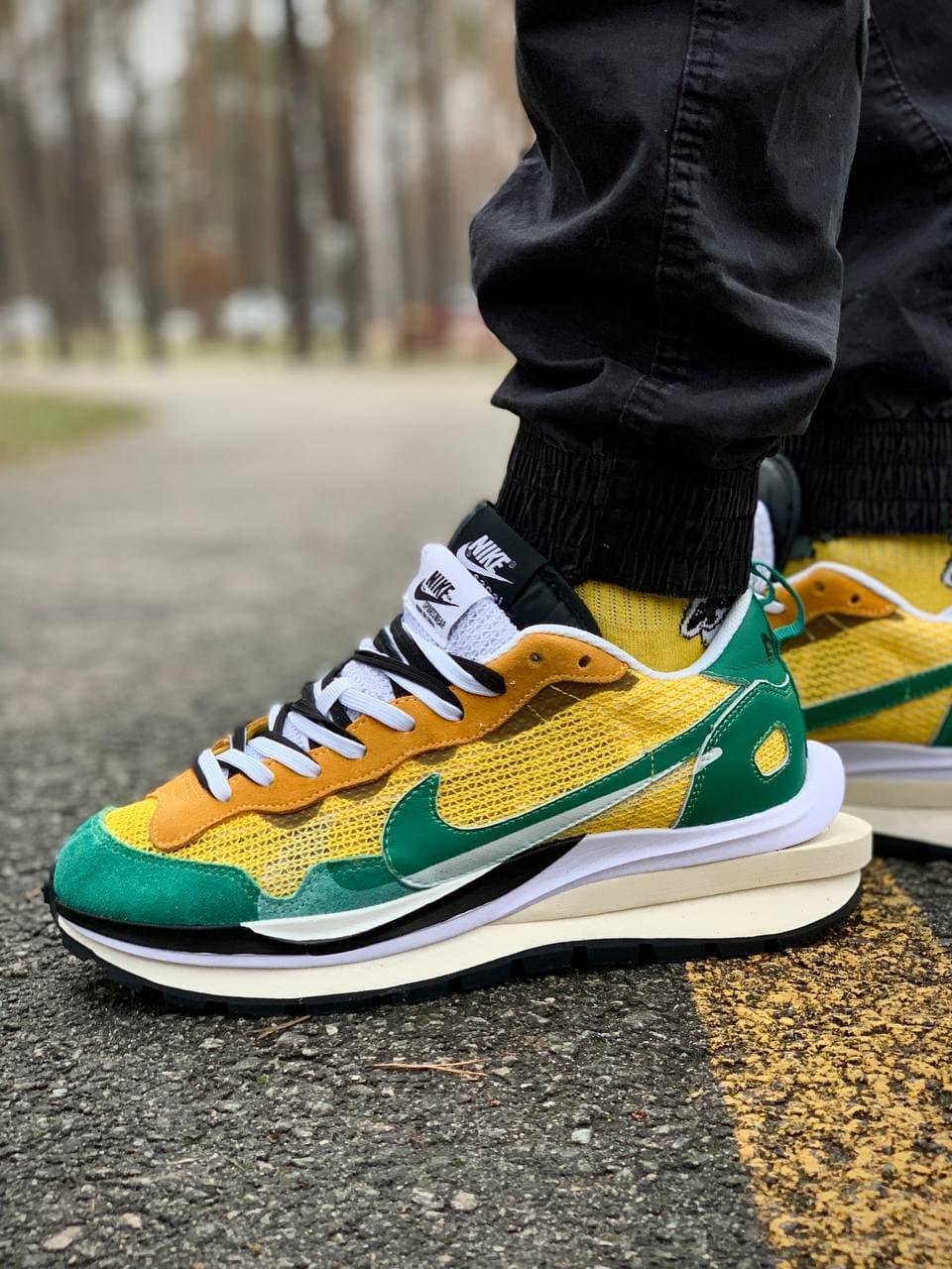 Nike VaporWaffle x Sacai Green