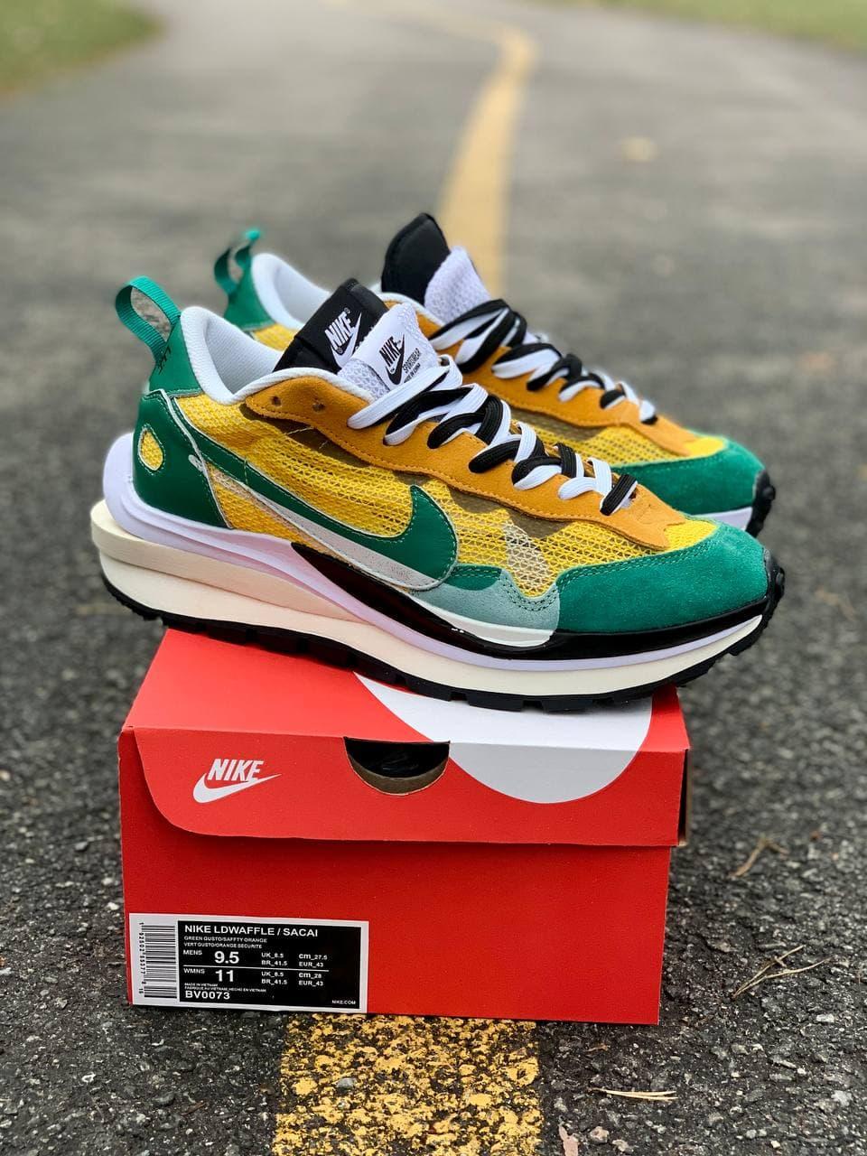 Nike VaporWaffle x Sacai Green
