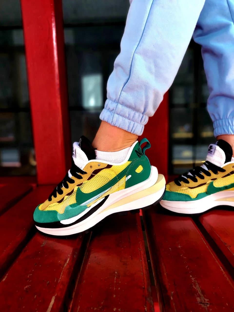 Nike VaporWaffle x Sacai Green