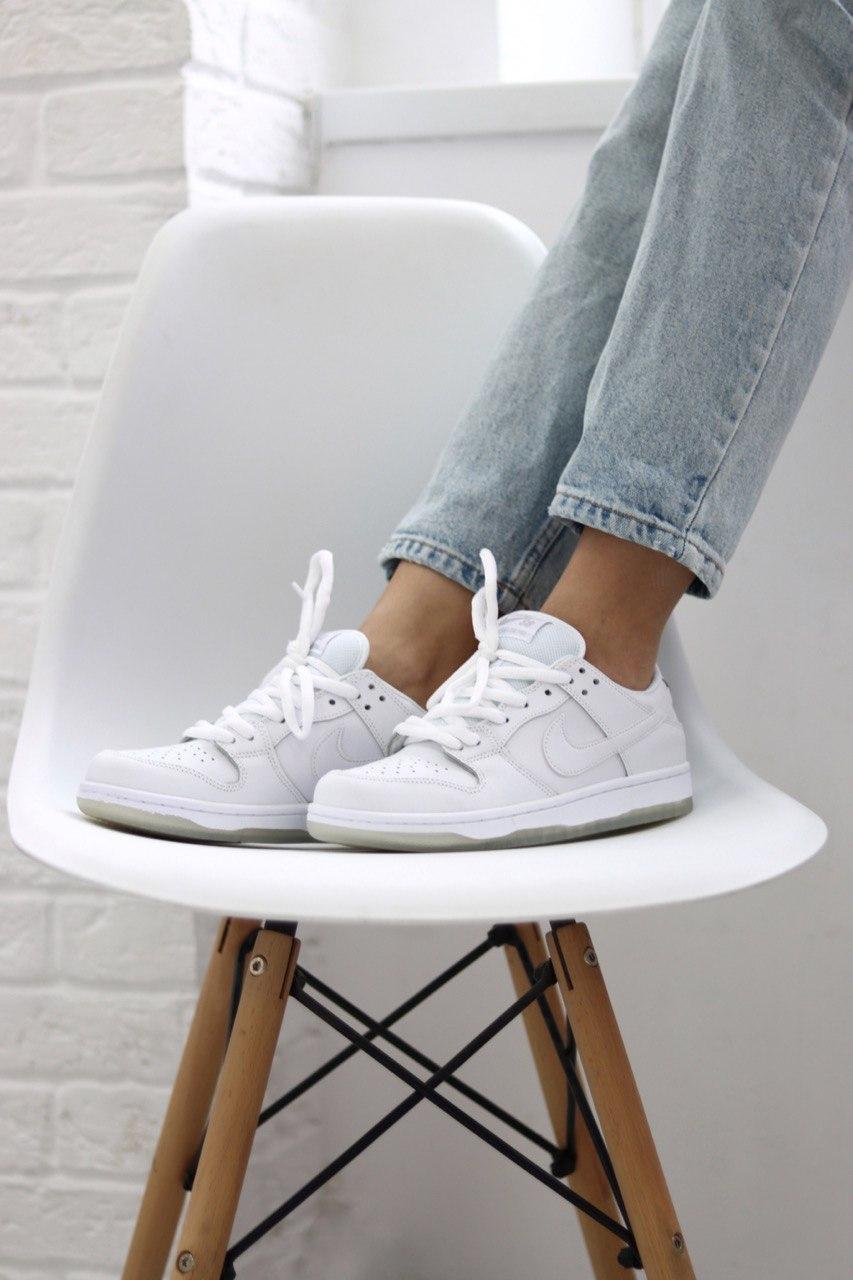 Nike Dunk Disrupt White